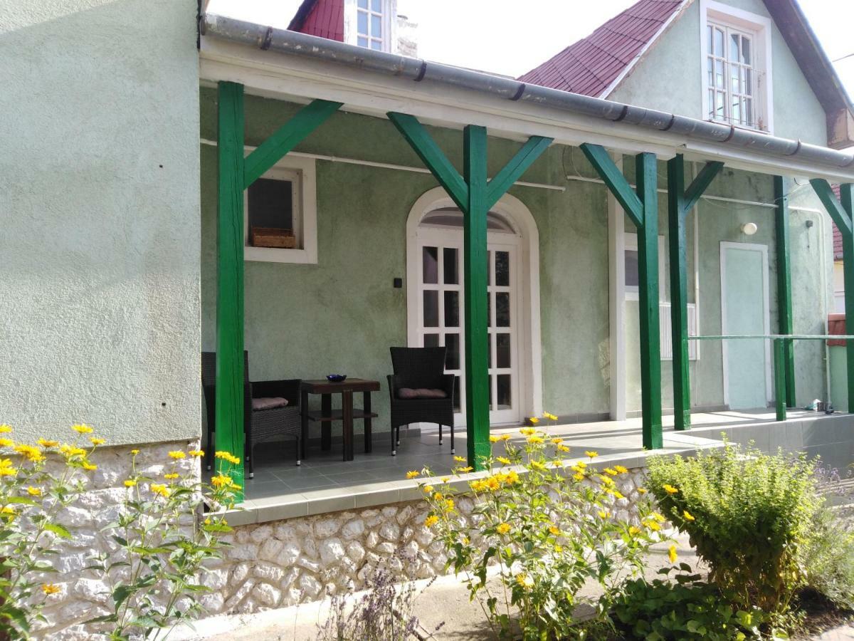 Orgona Vendeghaz Miskolc Apartment Екстериор снимка