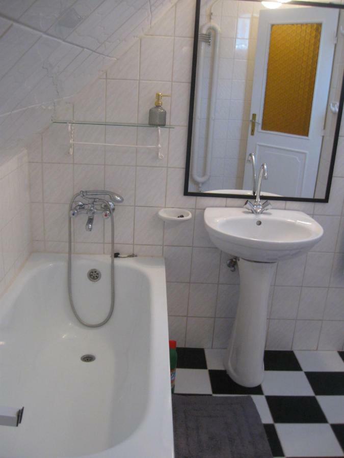 Orgona Vendeghaz Miskolc Apartment Екстериор снимка